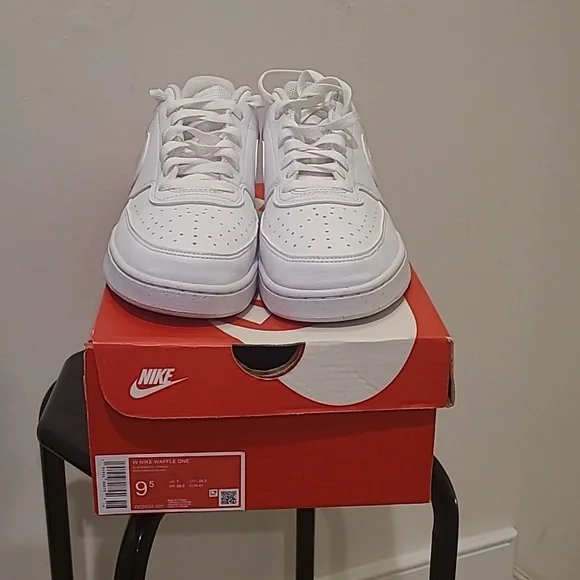 Sneakers 👟 - Picture 5 of 5